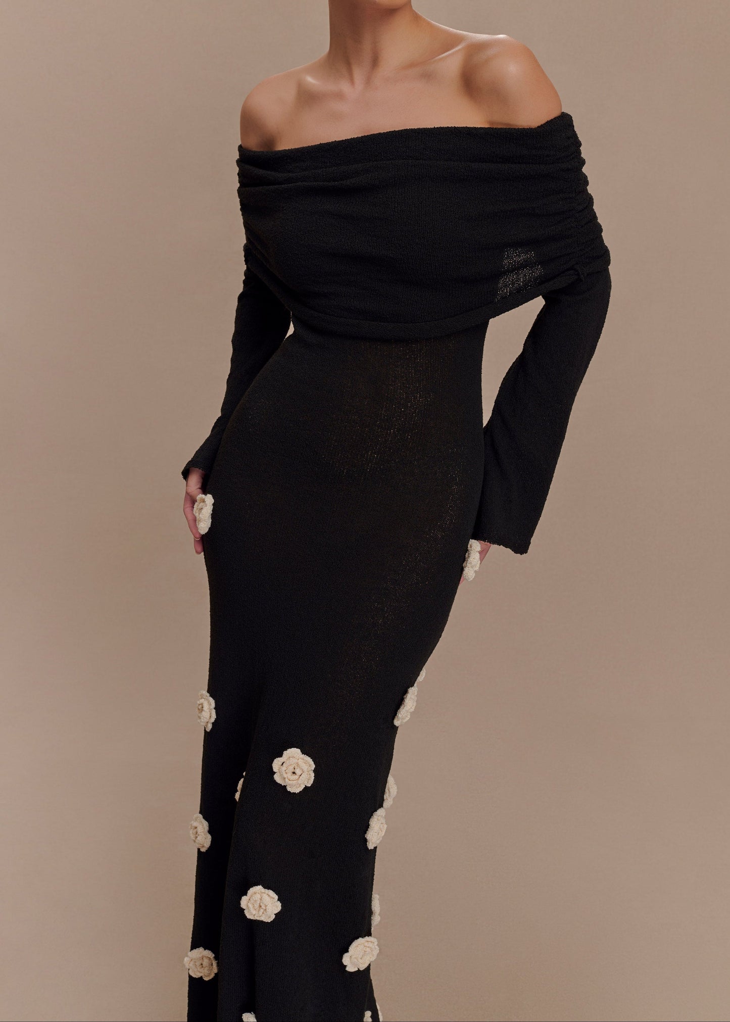 Livette - Shoulder Knit Maxi Dress