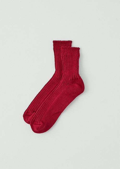 Nishiguchi Kutsushita Linen Socks | Deep Red