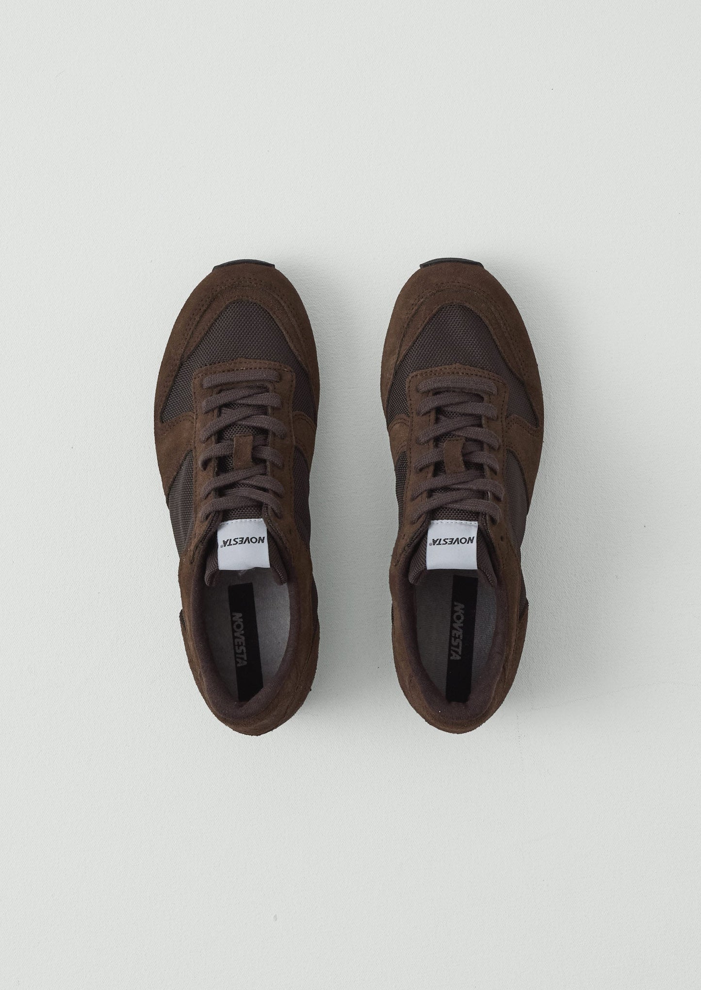 Novesta Marathon Trail Trainers | Bitter Chocolate