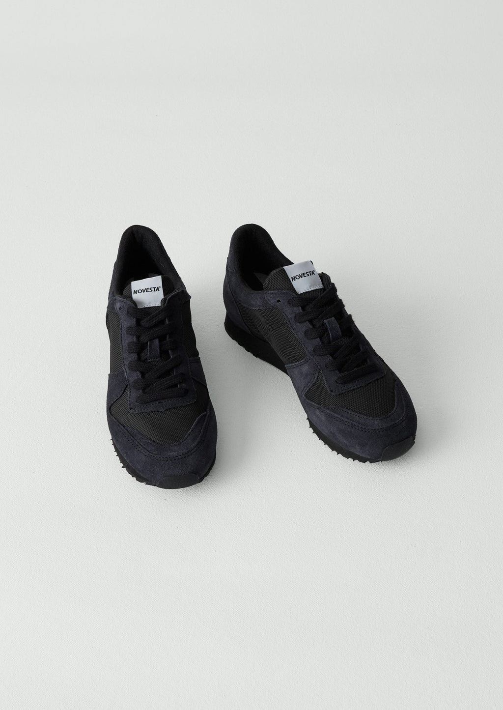 Novesta Marathon Trail Trainers | Oil