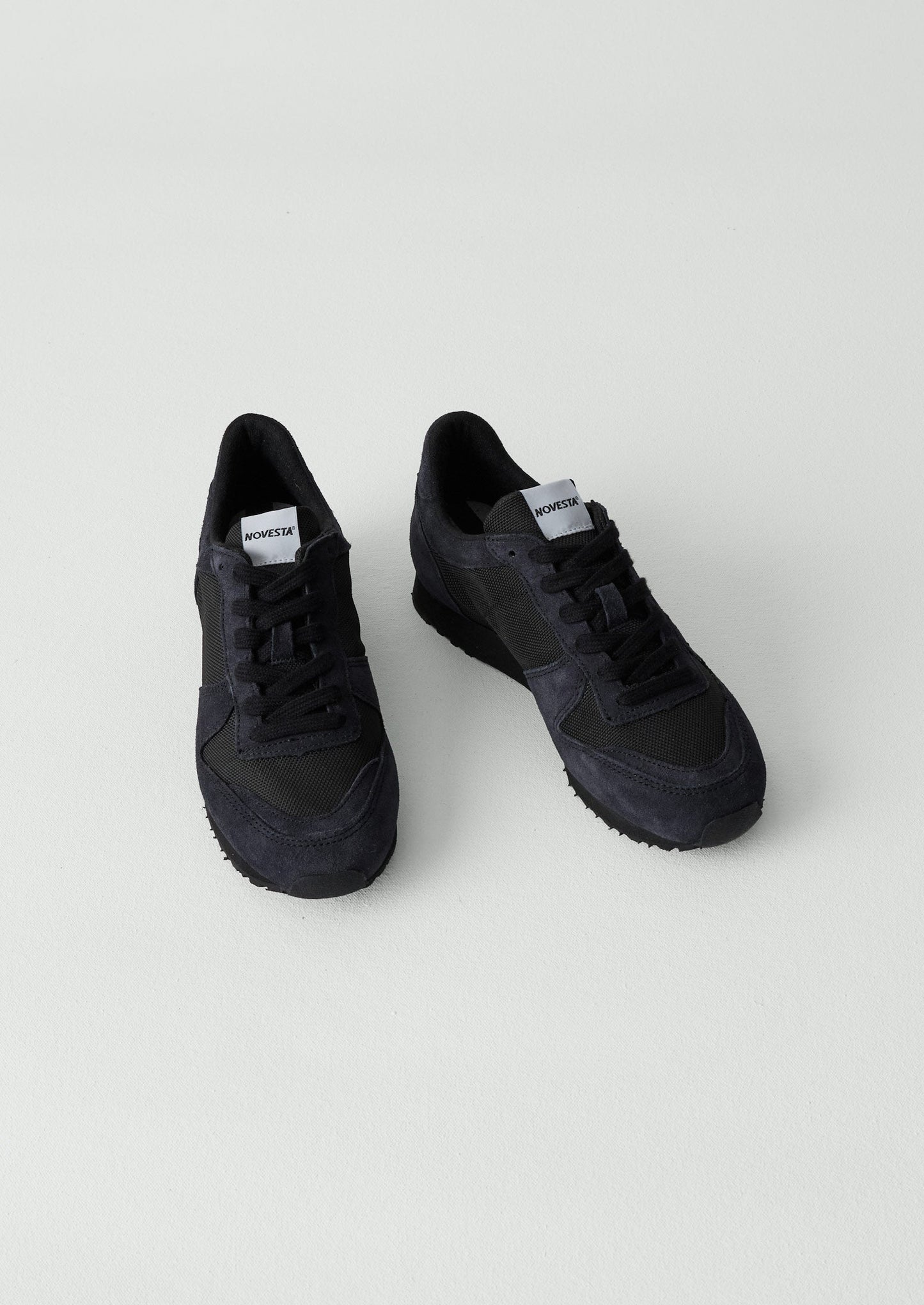 Novesta Marathon Trail Trainers | Oil