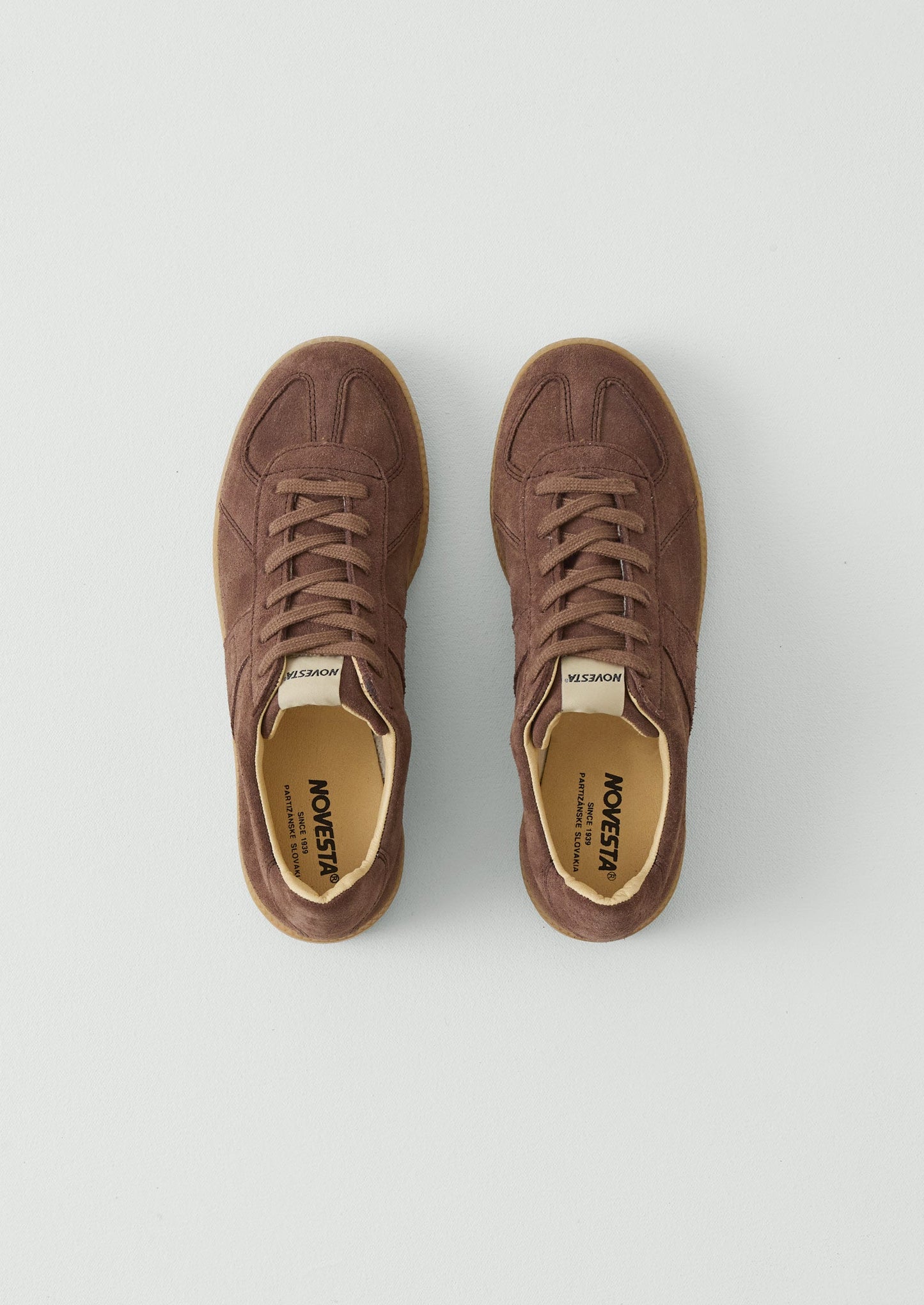 Novesta Gat Suede Trainers | Brown