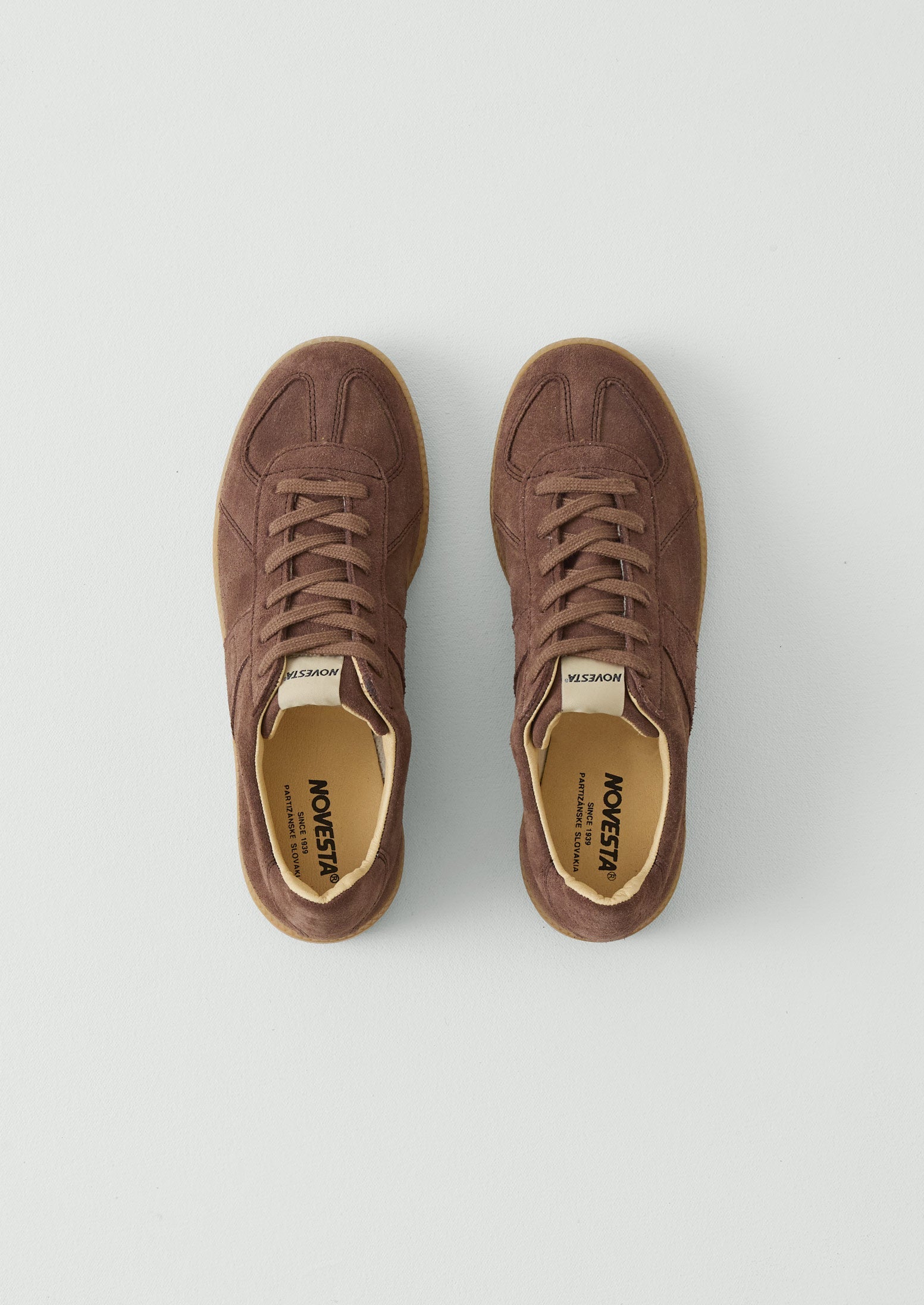 Novesta Gat Suede Trainers | Brown