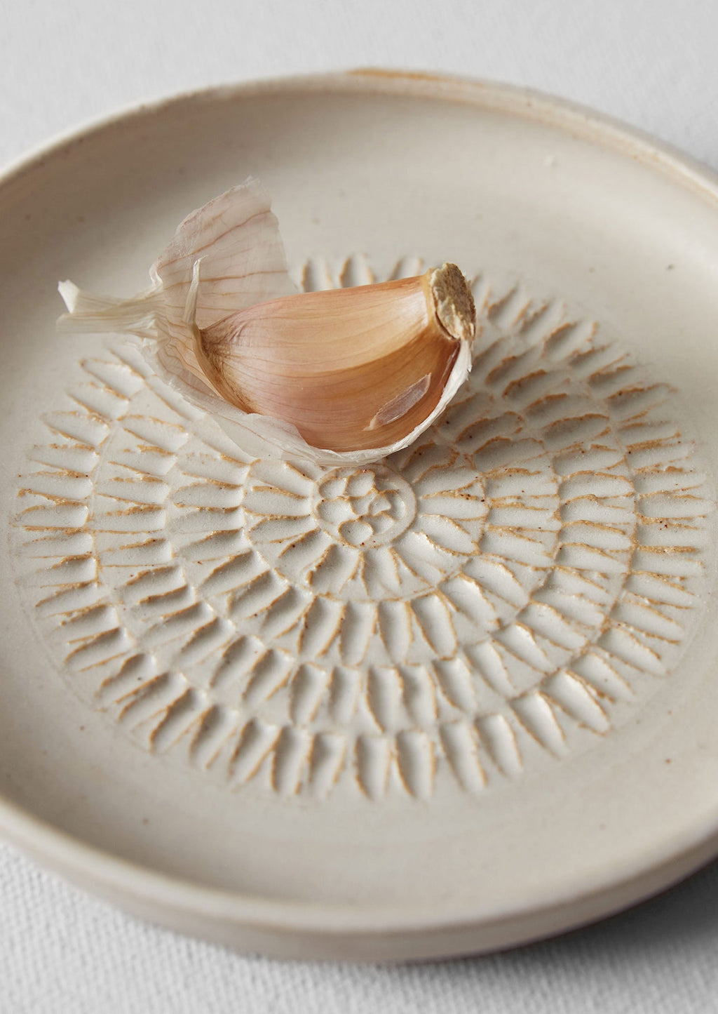 Rebecca Williams Garlic Grater | Matte White