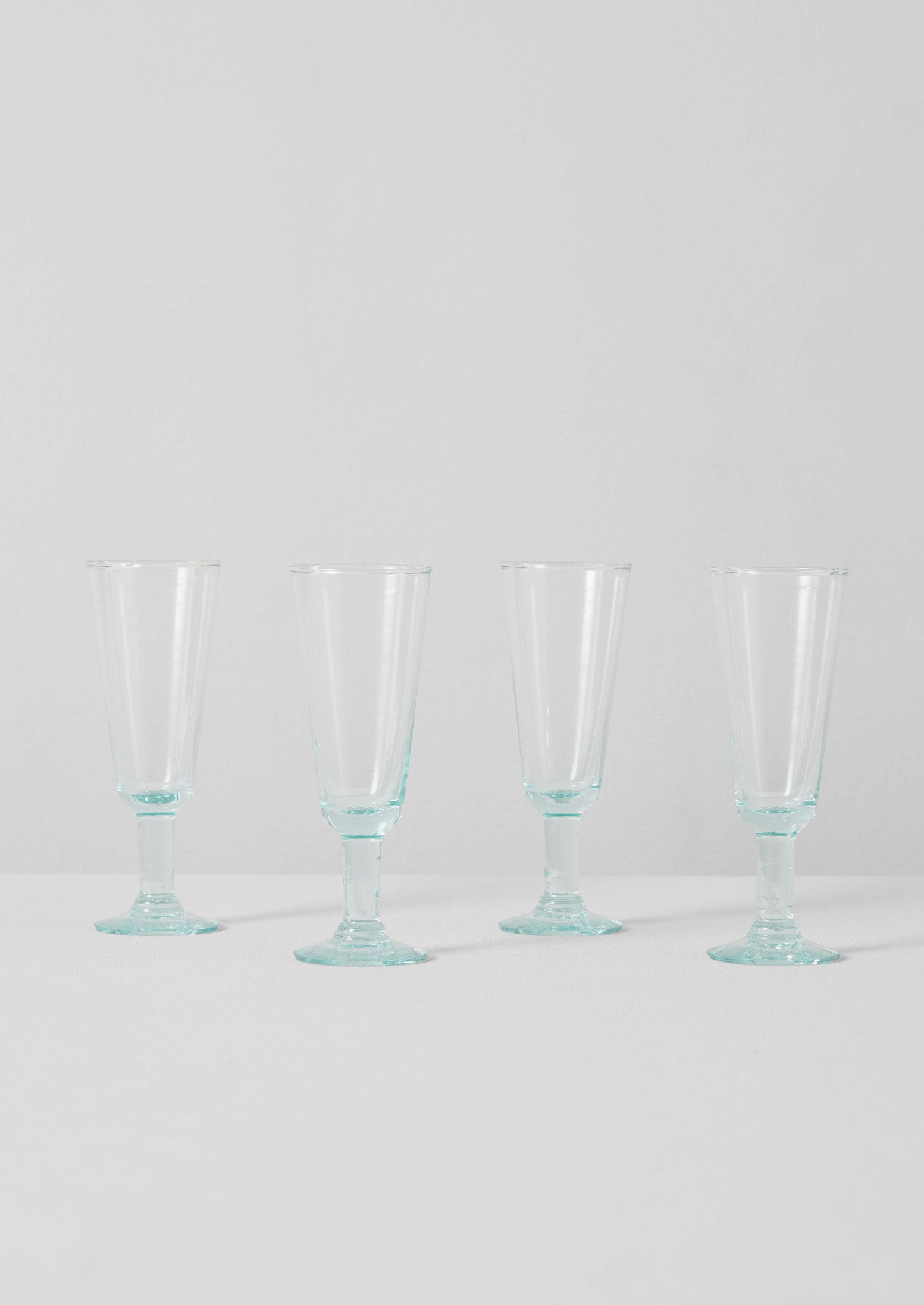 Recycled Bolivian Champagne Glasses Set | Clear