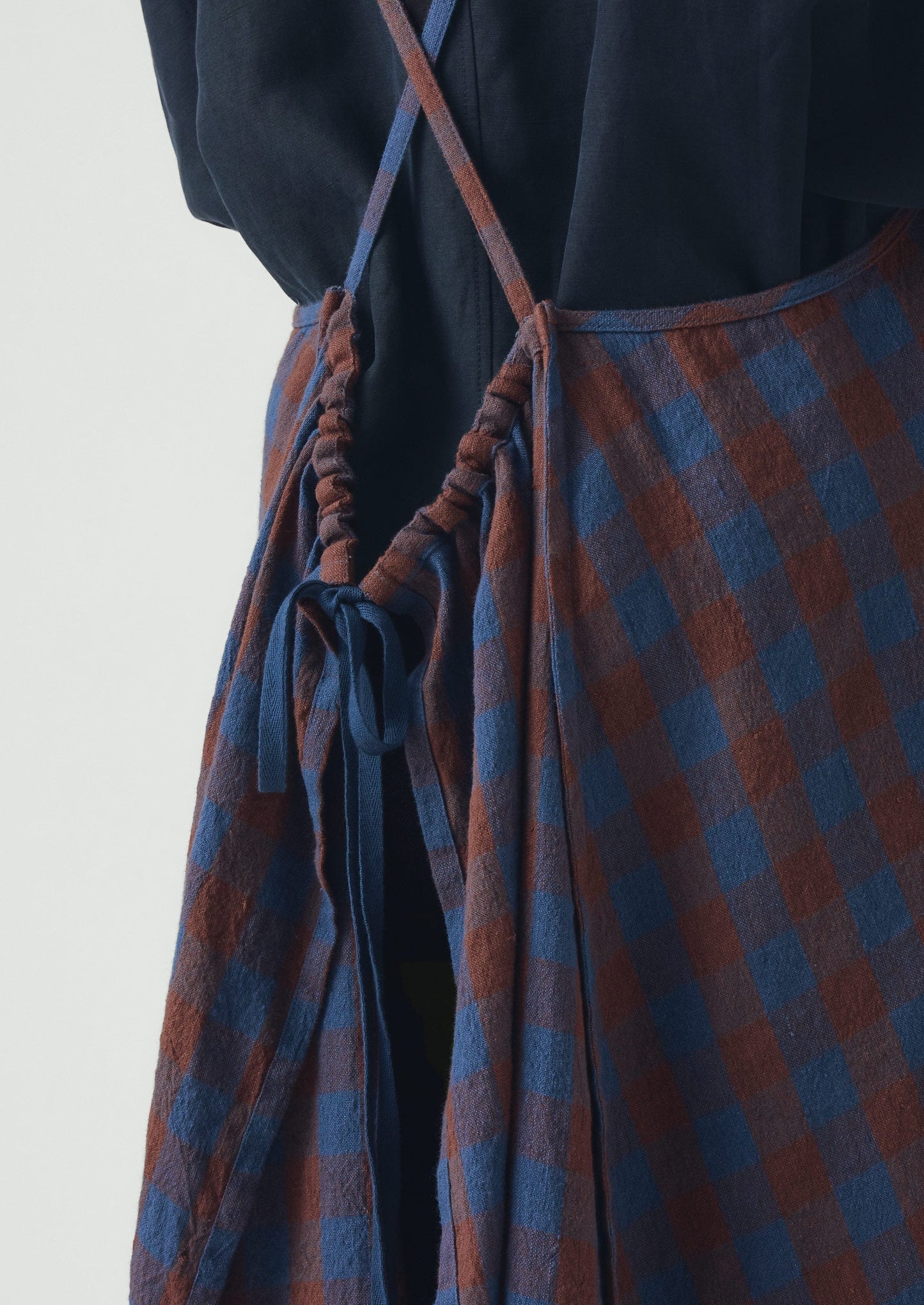 Orchard Check Cross Back Linen Cotton Apron | Brown Ochre/Dark Cornflower
