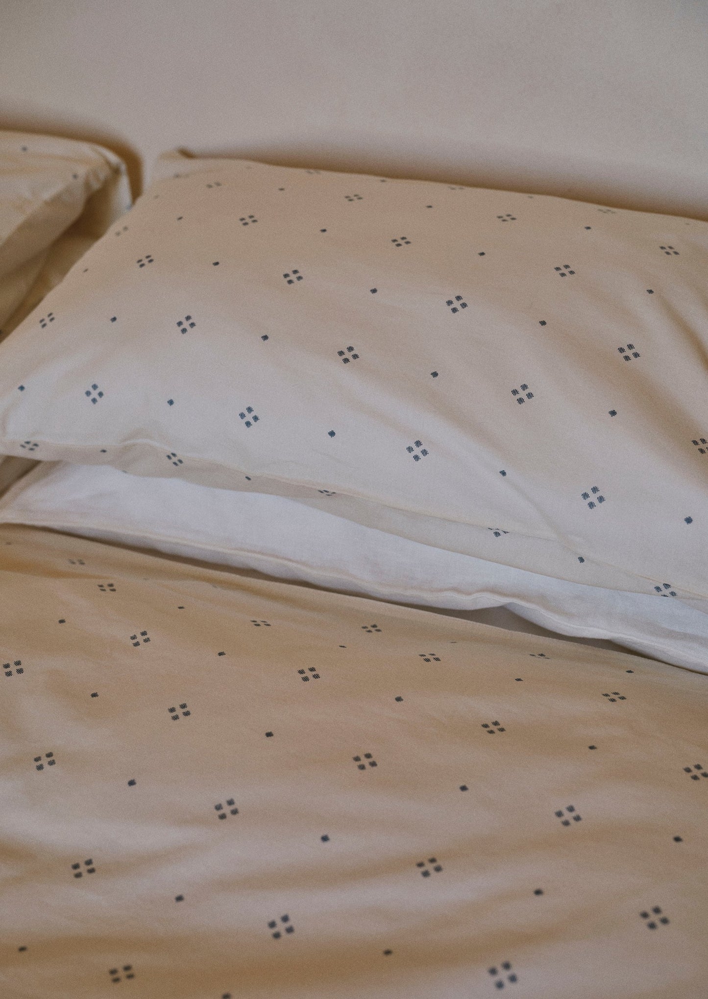 Rowan Print Cotton Poplin Duvet Cover | Ecru/Soft Blue