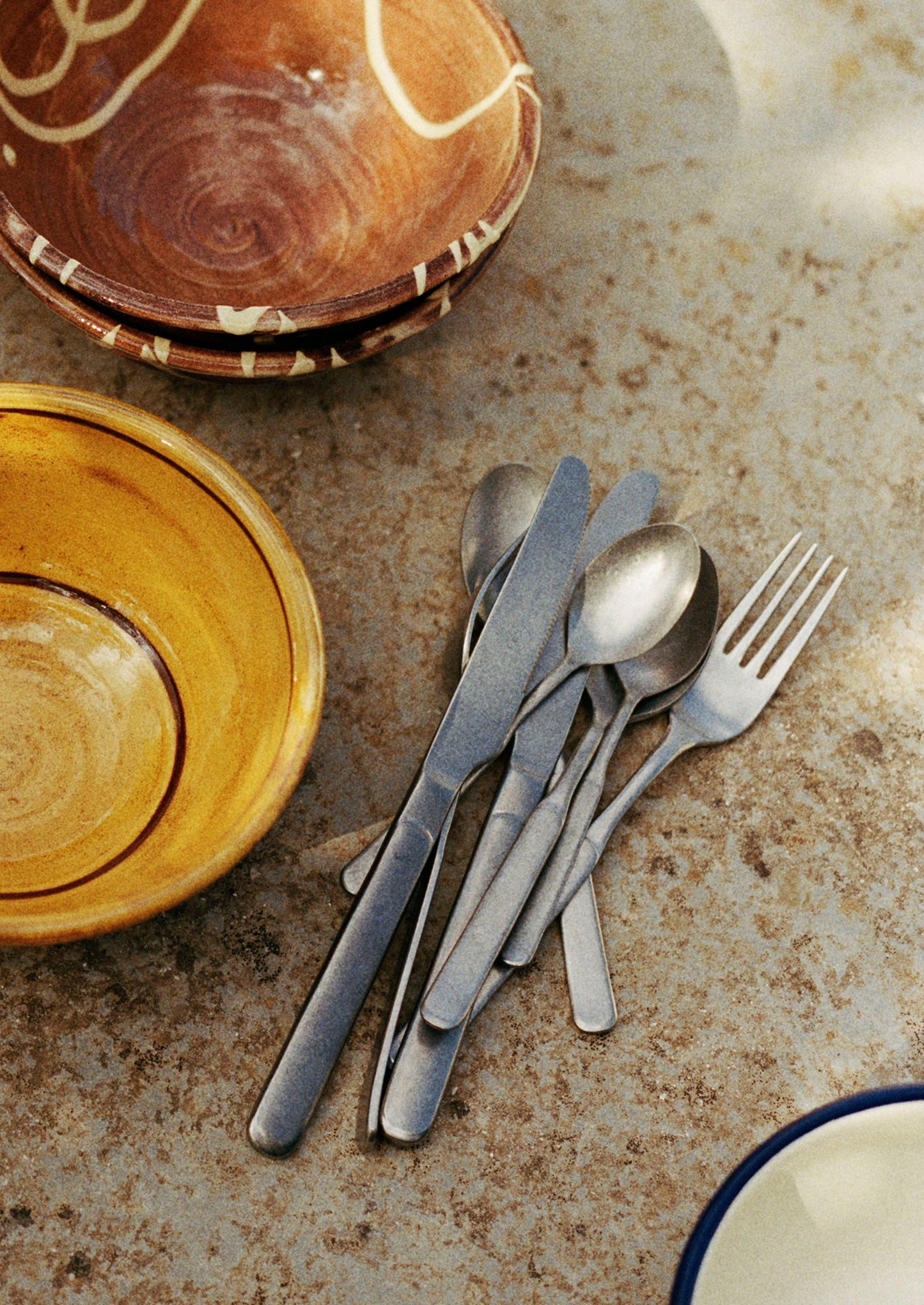 Osteria Stonewashed Cutlery Set | Silver