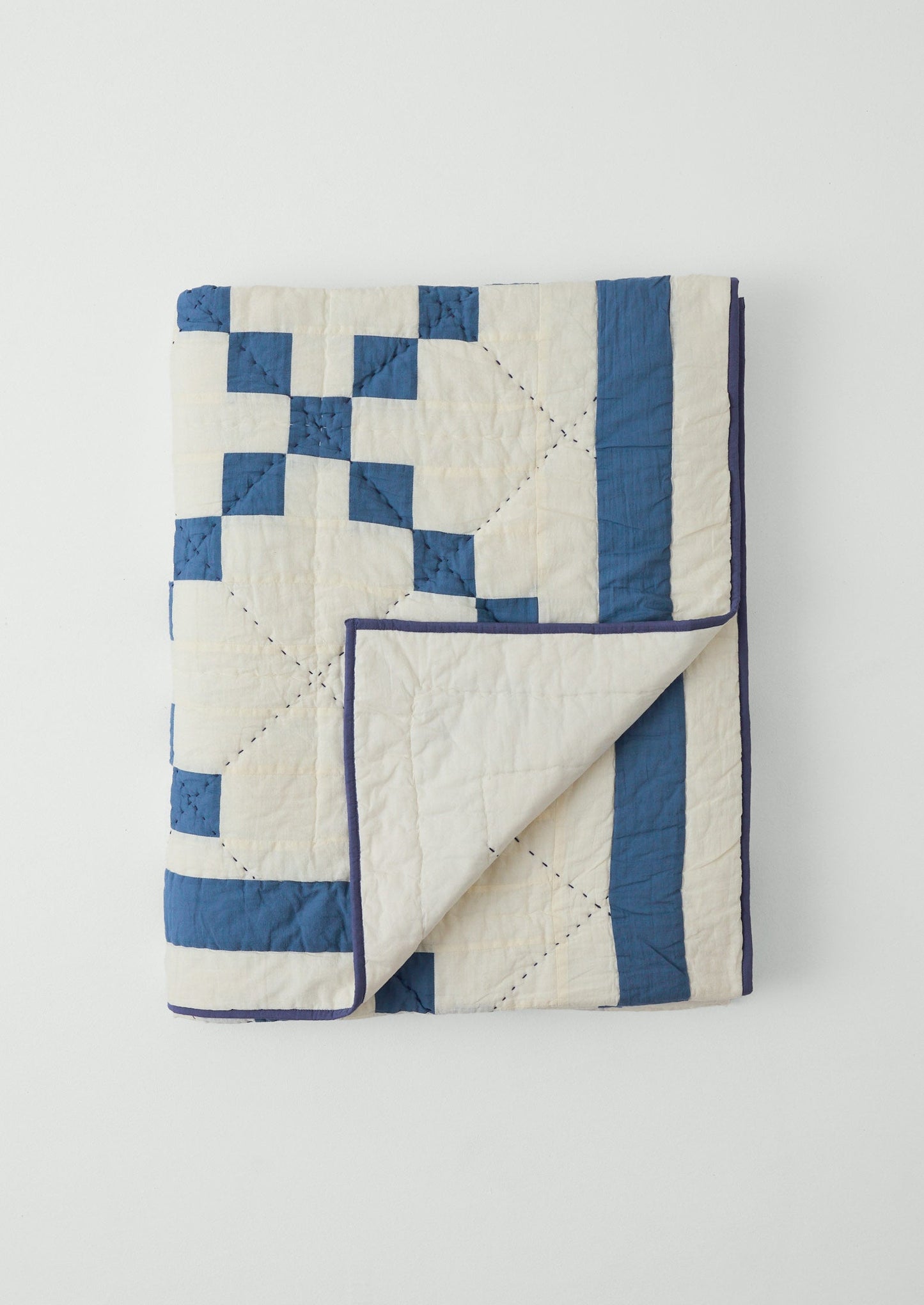 Lattice Patchwork Quilt | Ecru/Aegean Blue