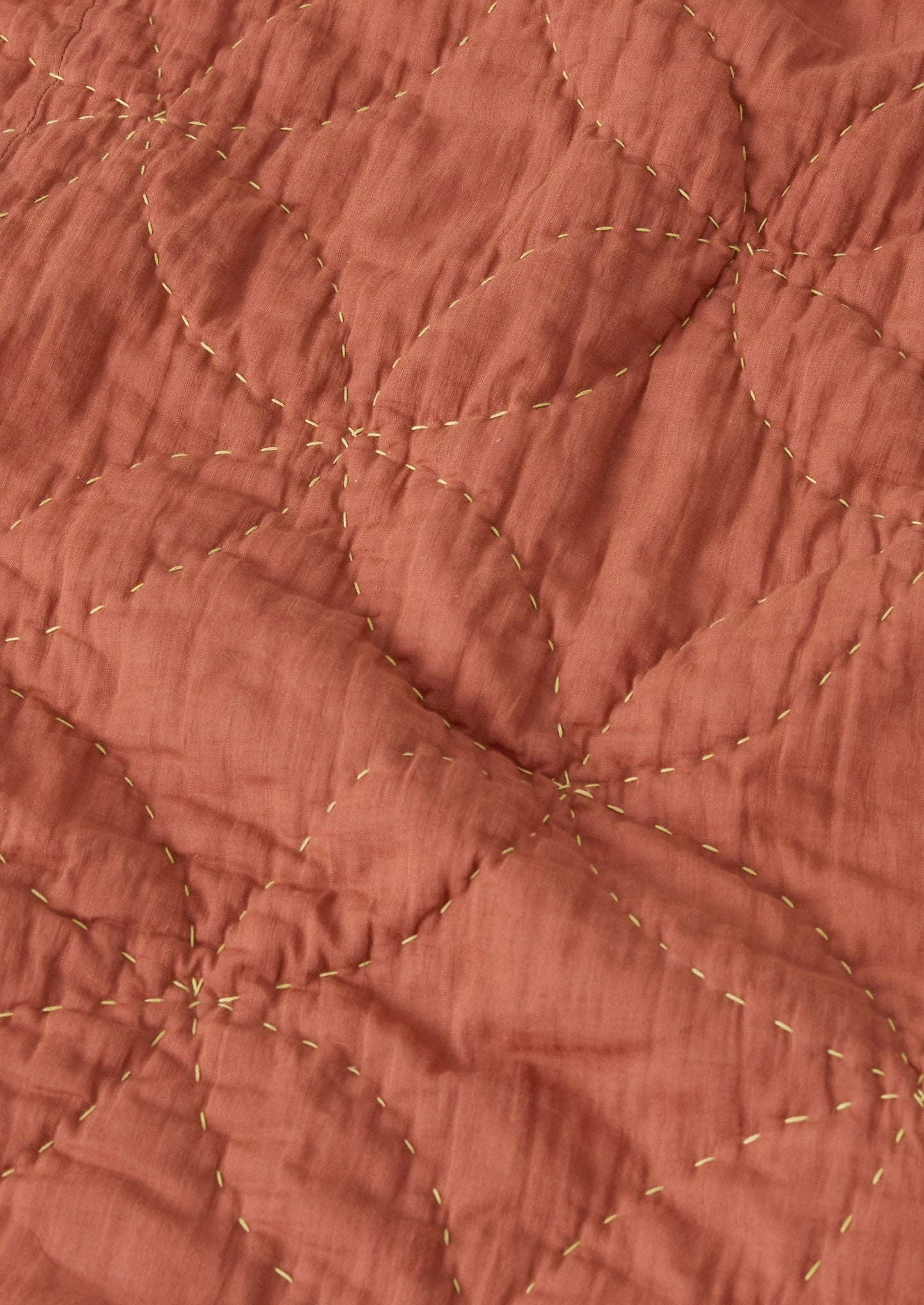 Sicily Stitch Lightweight Quilt | Blush/Lavender