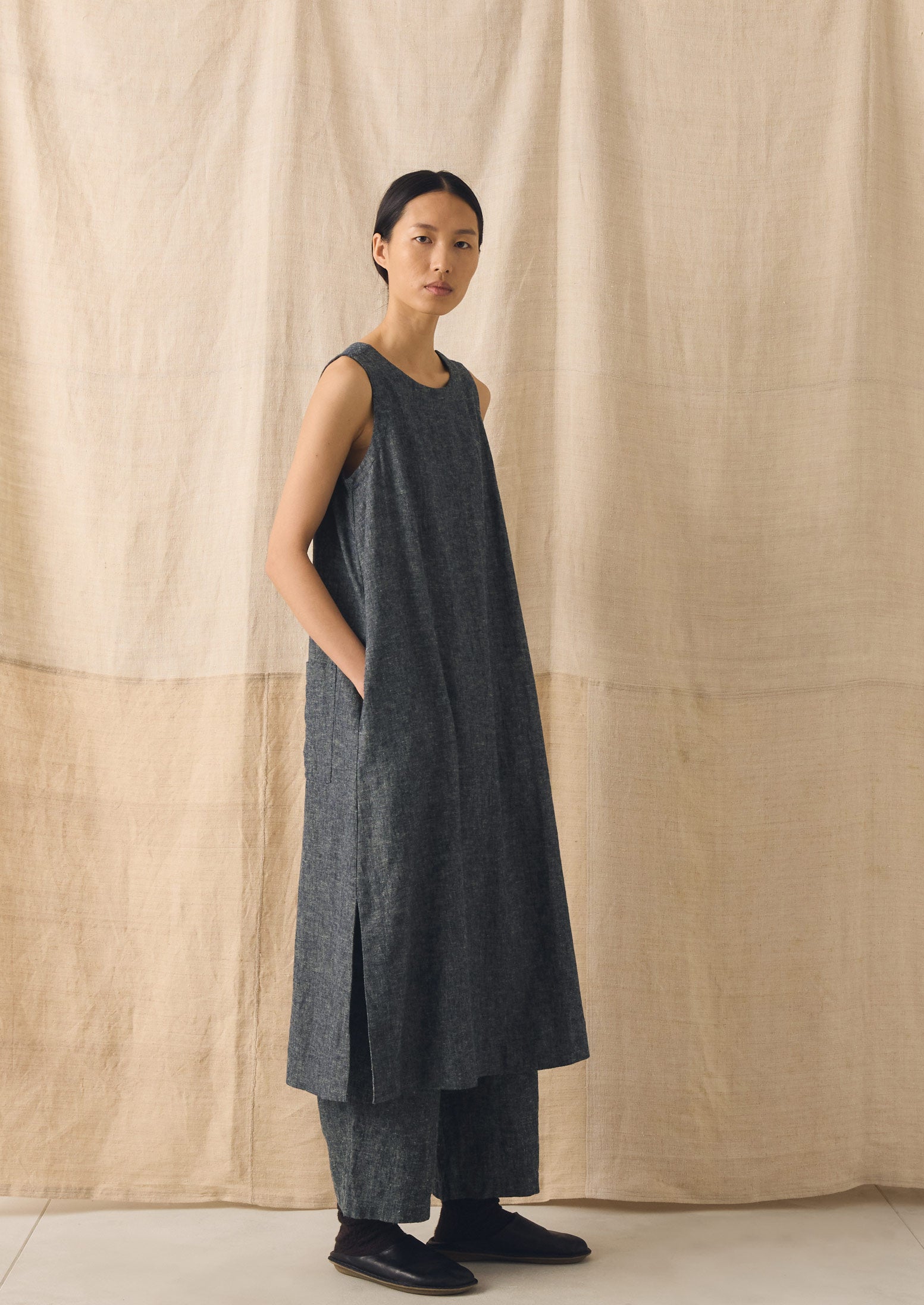 Linen Cotton Twill Apron Shift Dress | Navy/Ecru