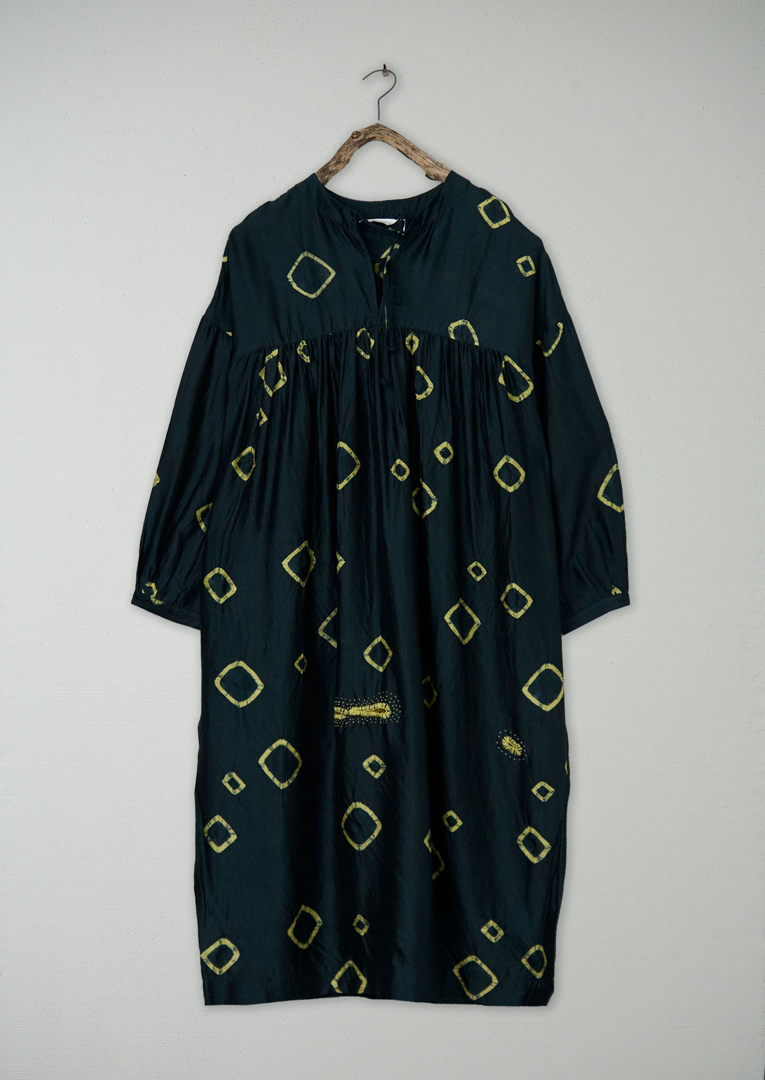 Renewed Hand Shibori Silk Dress XS (115) | Multi