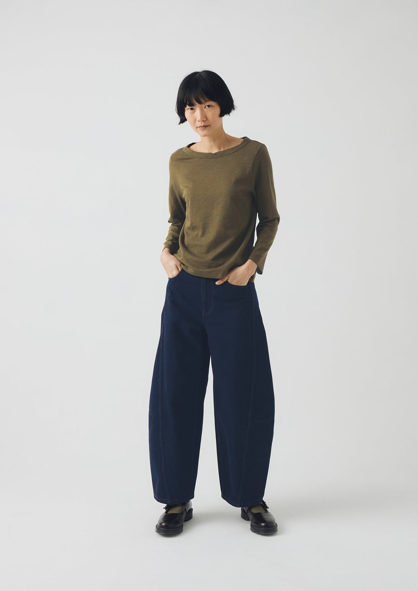 Lia Cotton Boat Neck Tee | Olive