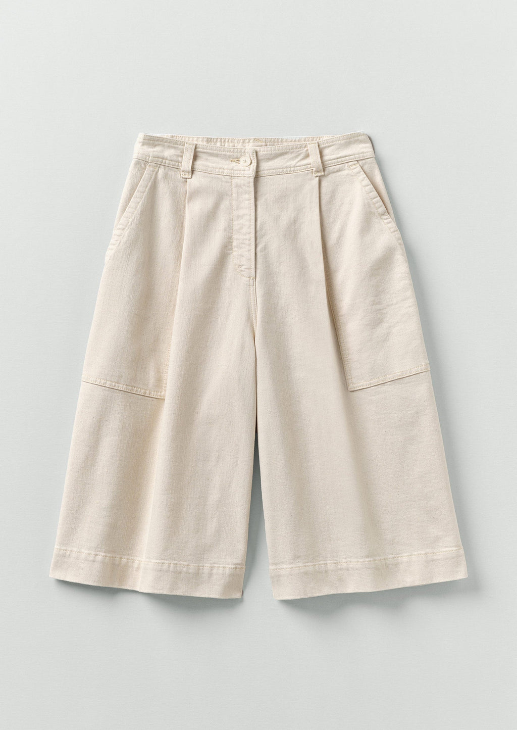 Pleated Denim Shorts | Ecru