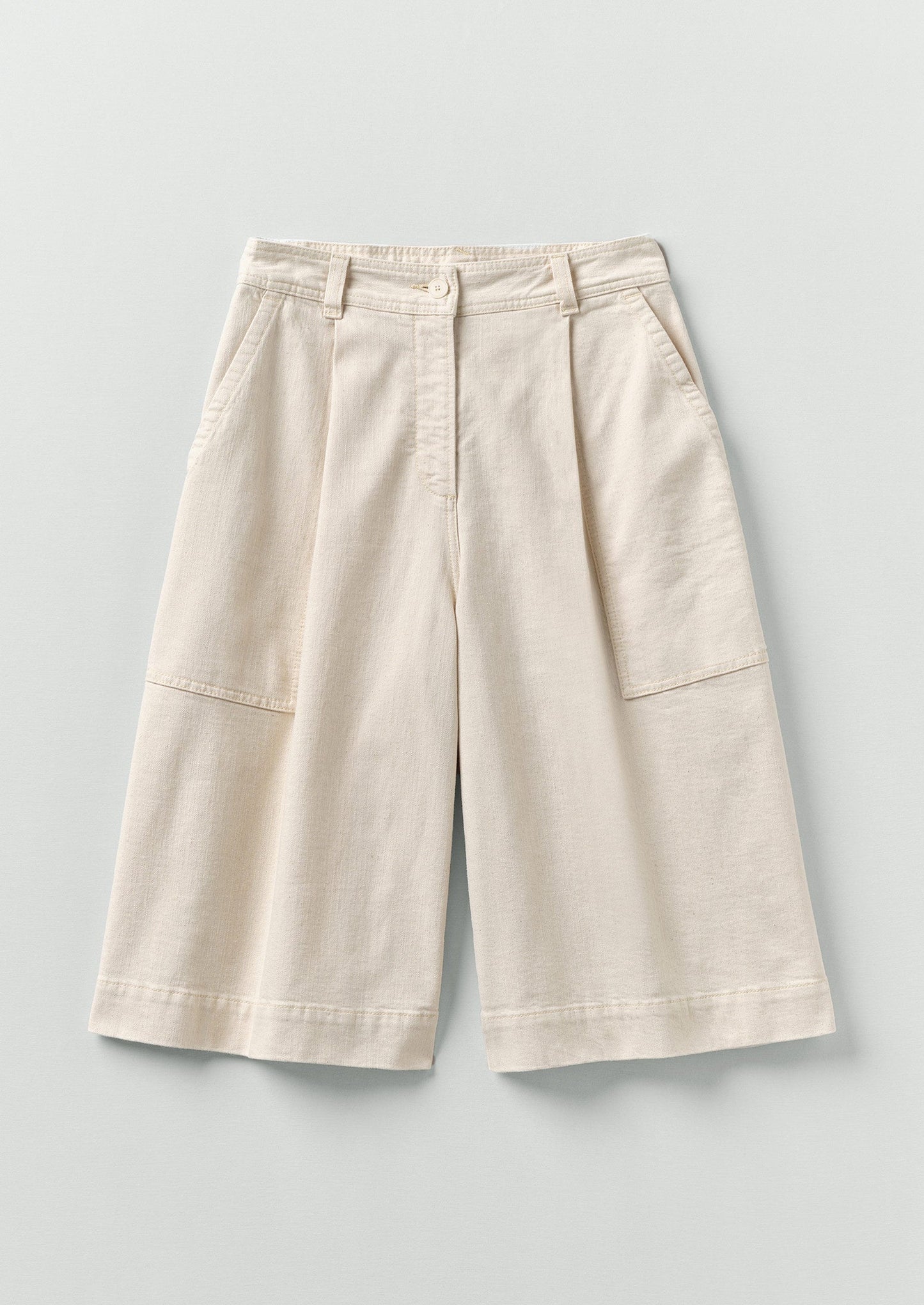 Pleated Denim Shorts | Ecru