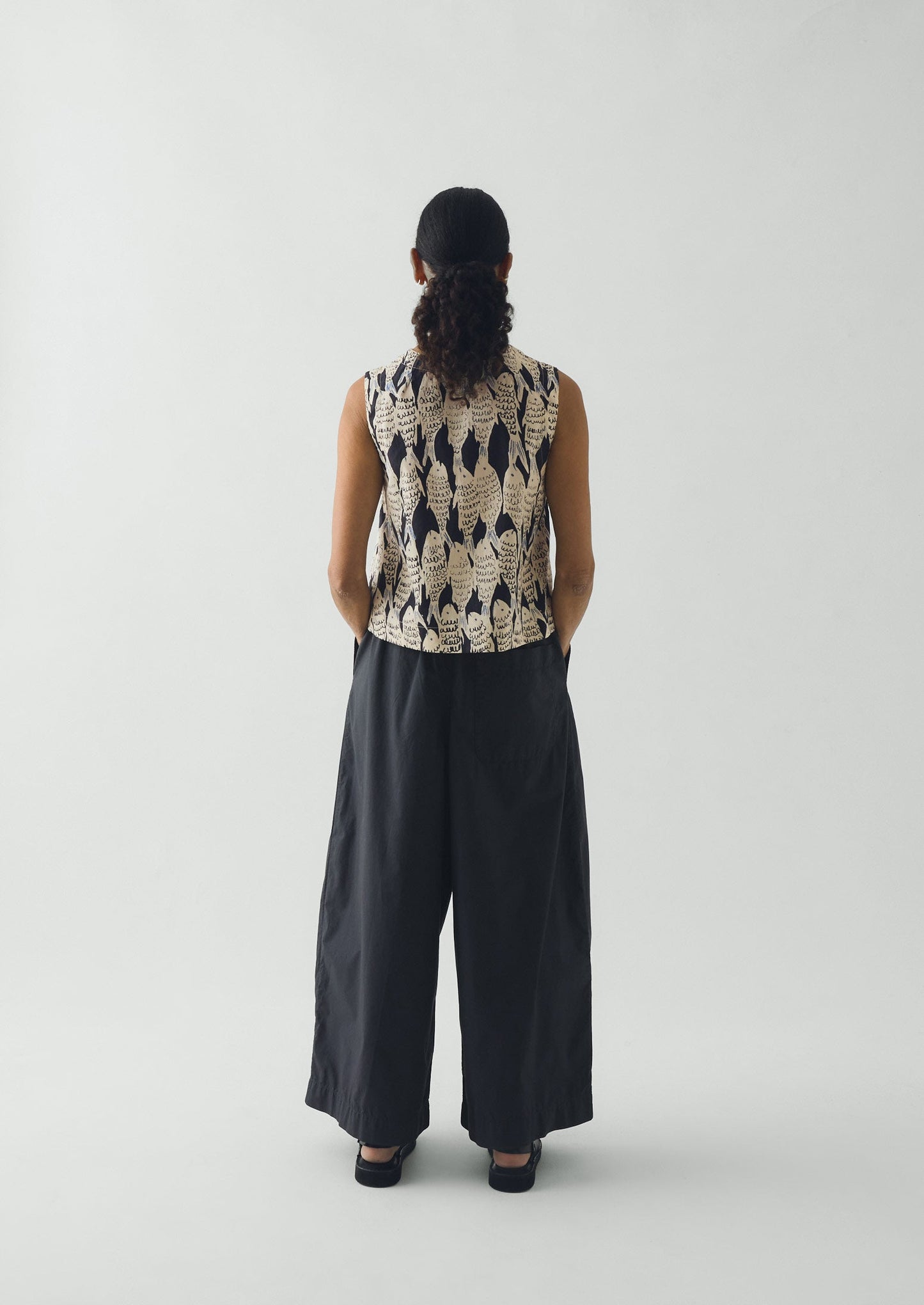 Market Fish Print Cotton Poplin Top | Slate