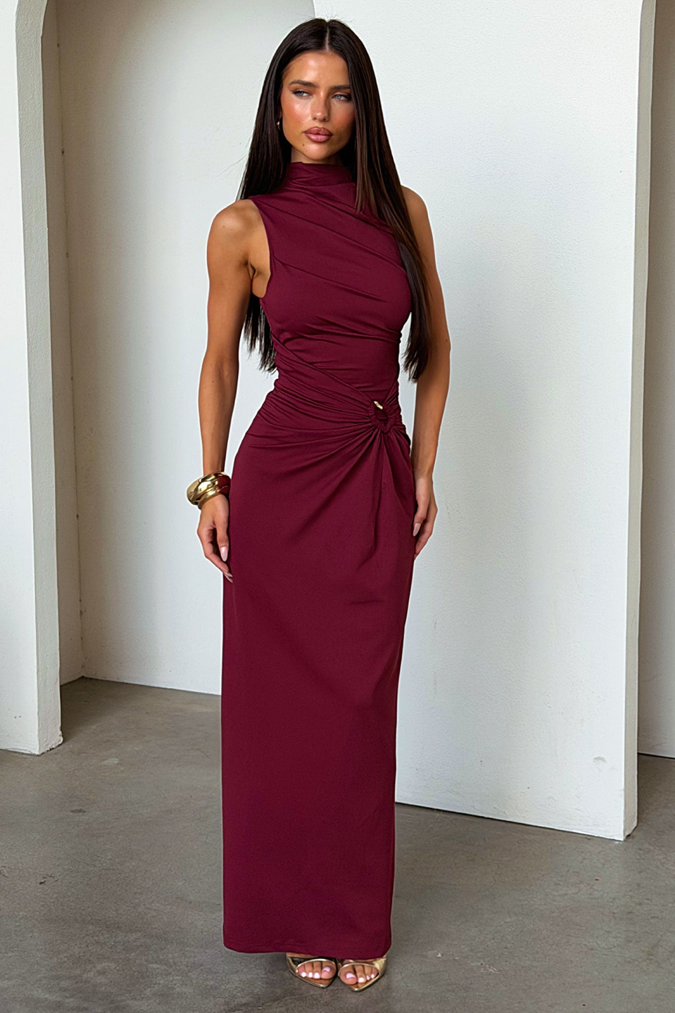 Amaris Mock Neck Maxi Dress - Burgundy
